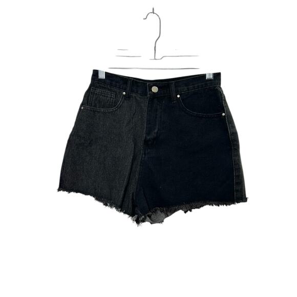 PrettyLittlethings Black Distressed Denim Jean Shorts Size 4 - Picture 5 of 6